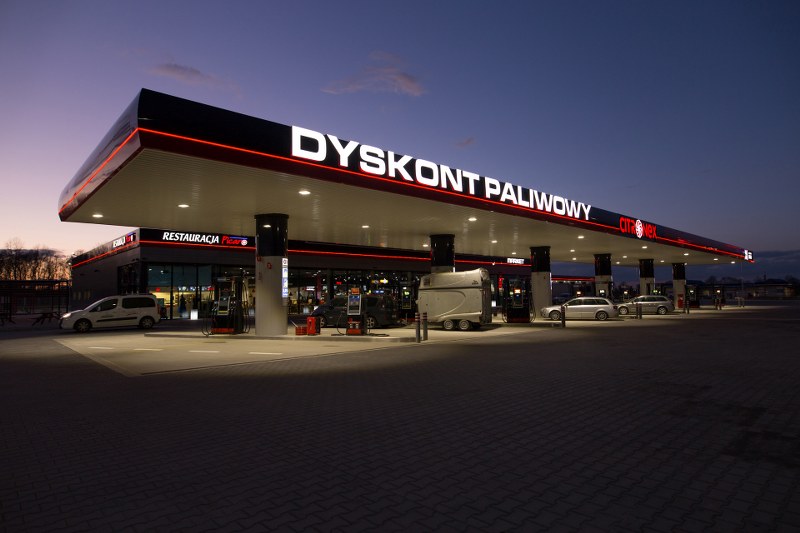 Eröffnung der neuen Discount Tankstelle in Zgorzelec